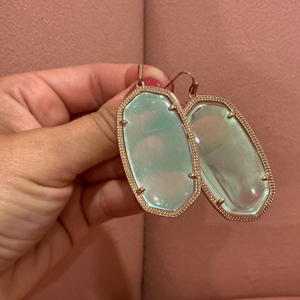 Kendra Scott Elle drop earrings in gold, dichronic glass